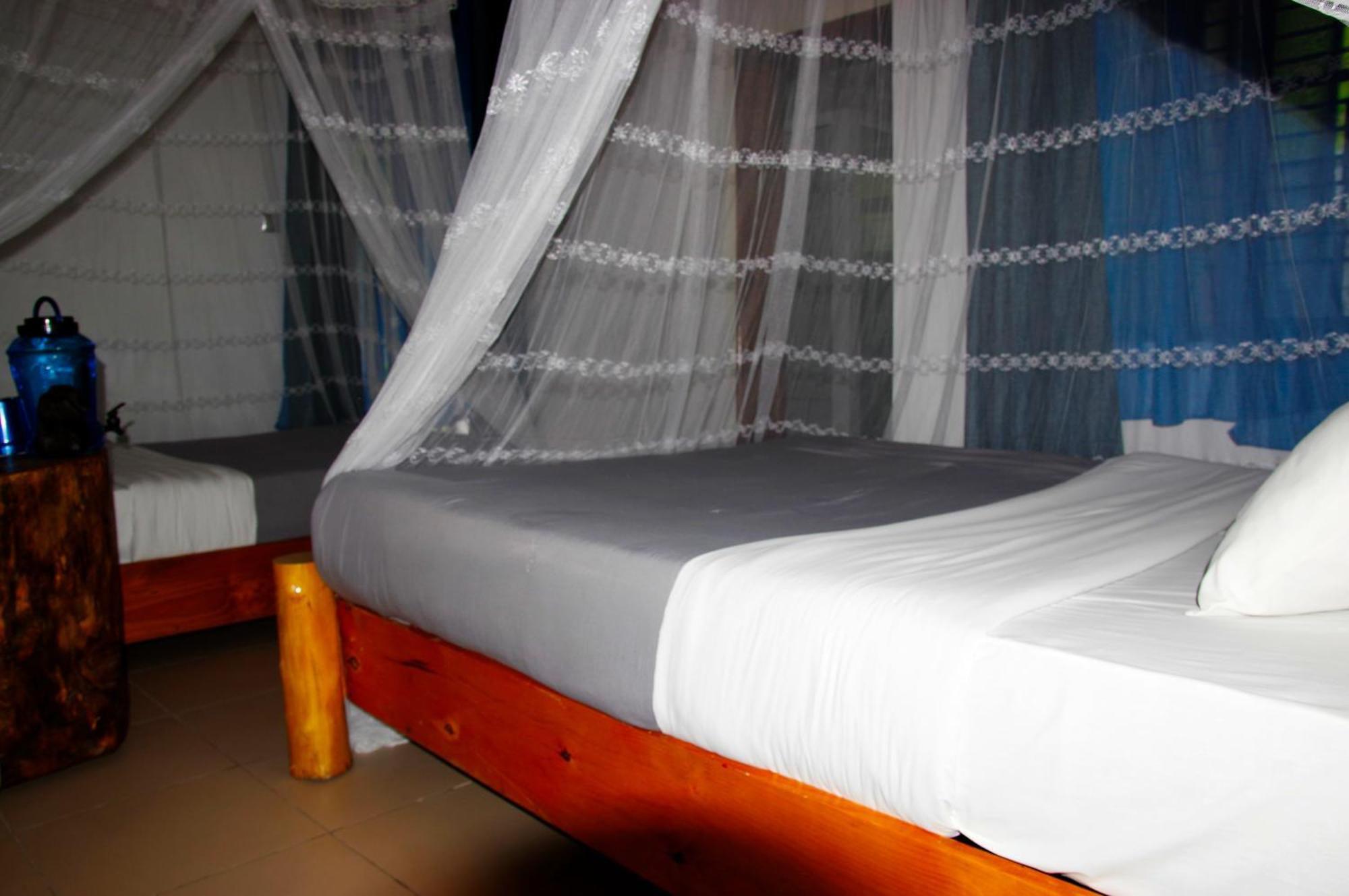Spa Shallum Kibuye Exterior foto